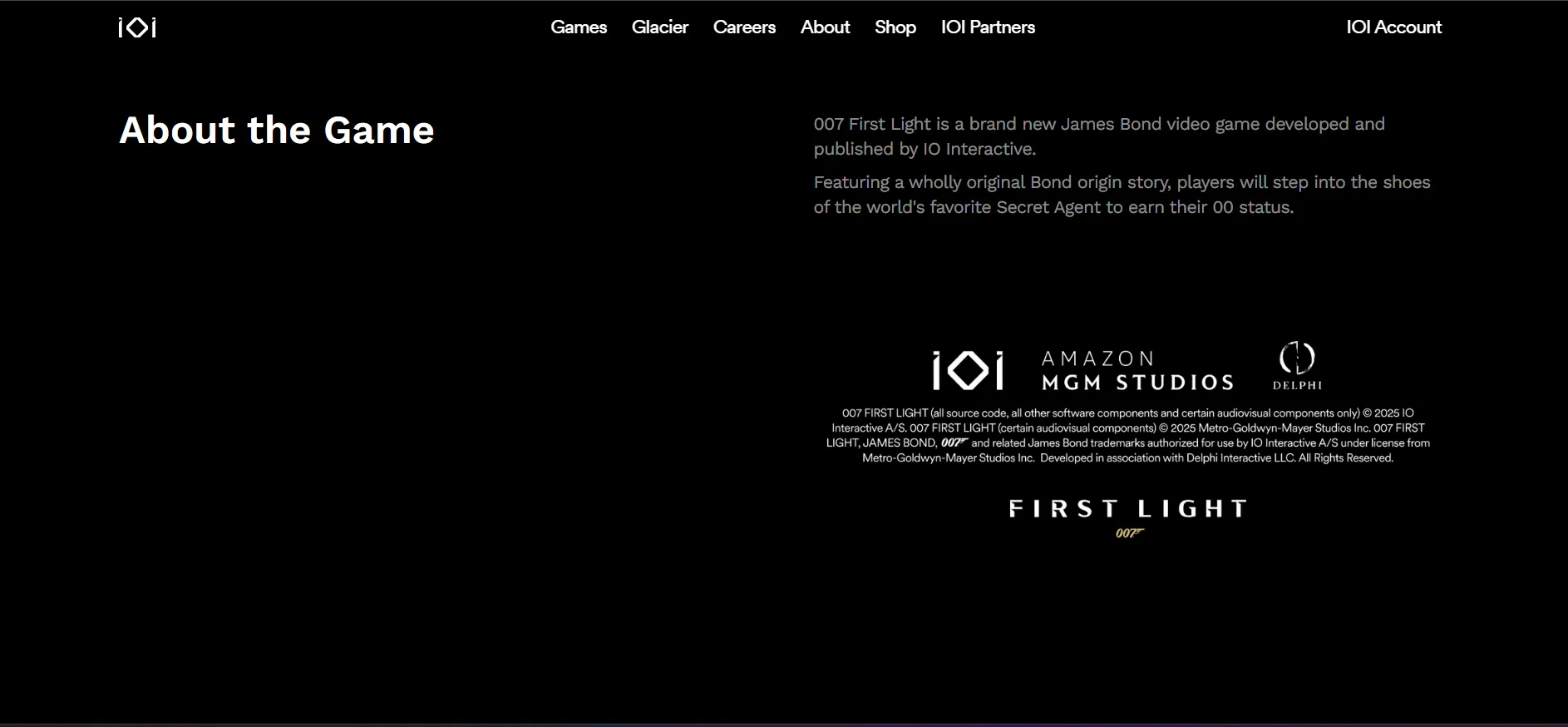 بخش معرفی رسمی بازی 007: First Light در وب‌سایت IO Interactive با لوگوهای IOI، آمازون MGM و Delphi