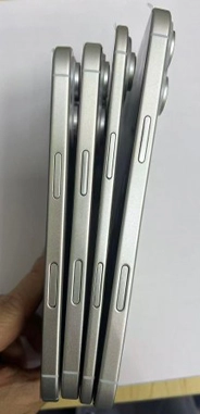 ماکت آیفون ۱۷ - نمای سوم