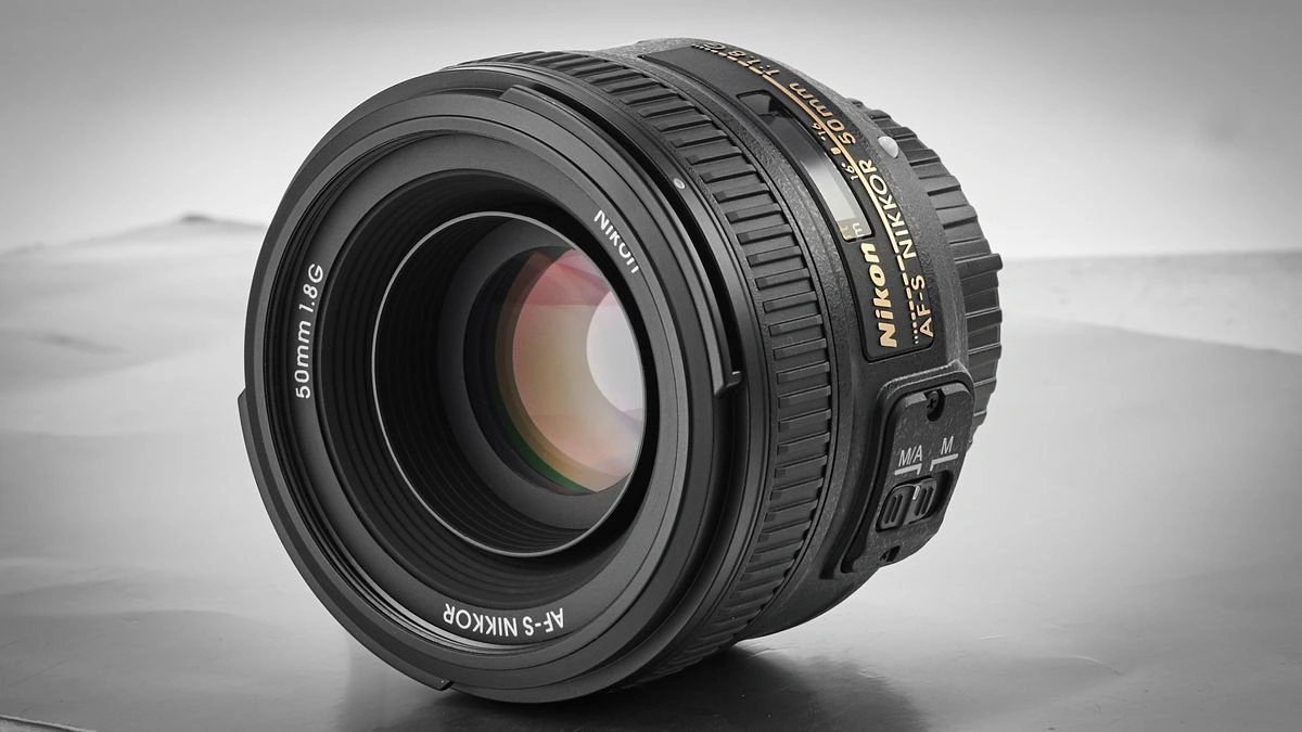 لنز نیکون Nikon AF-S 50mm f/1.8G مناسب عکاسی پرتره با بوکه حرفه‌ای و عمق میدان کم