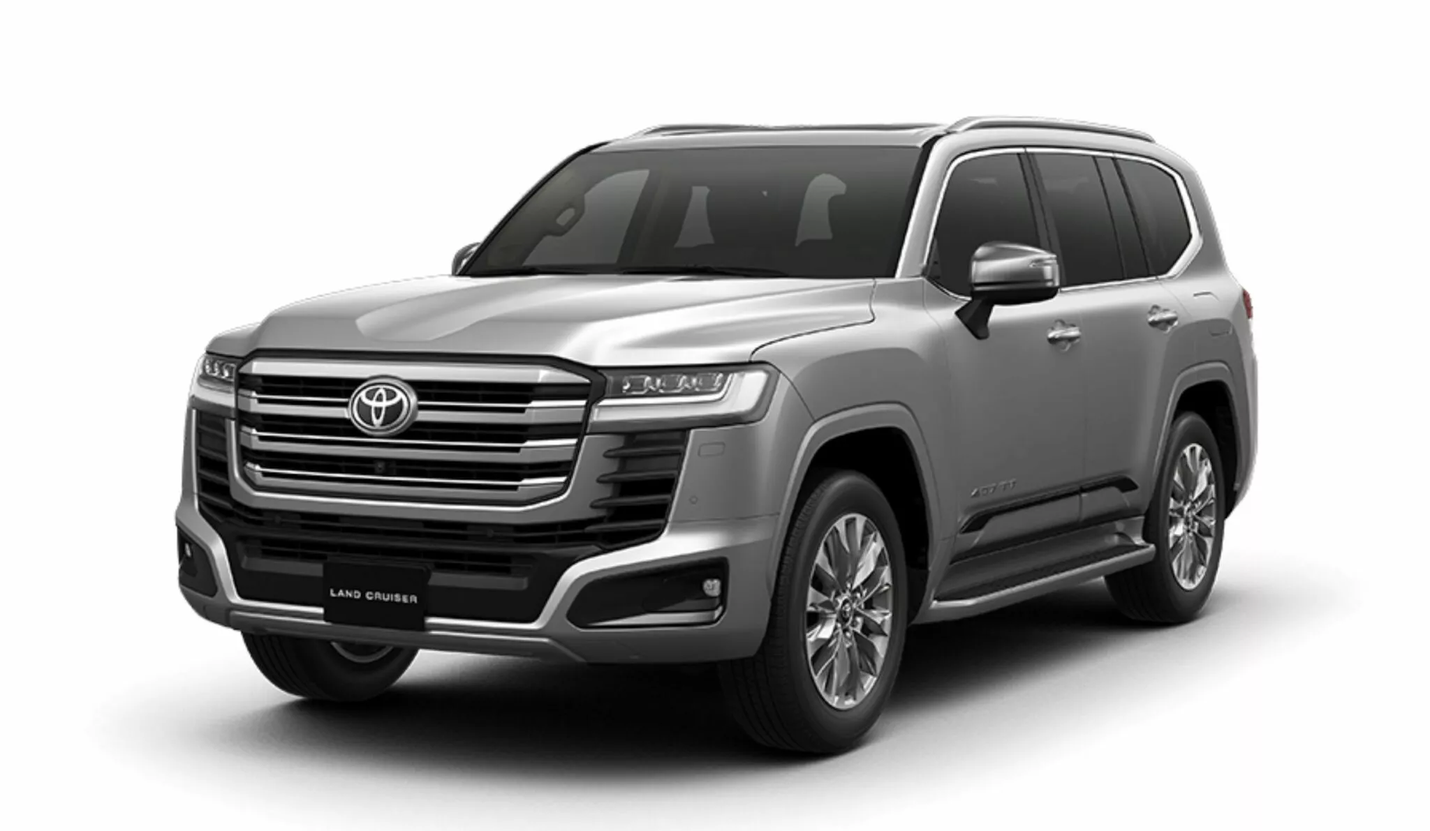 نمای سه‌چهارم جلو از تویوتا لندکروزر ۳۰۰ هیبرید ۲۰۲۶ در رنگ نقره‌ای